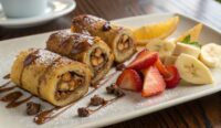Un delizioso piatto di Peanut Butter Cup French Toast Rolls