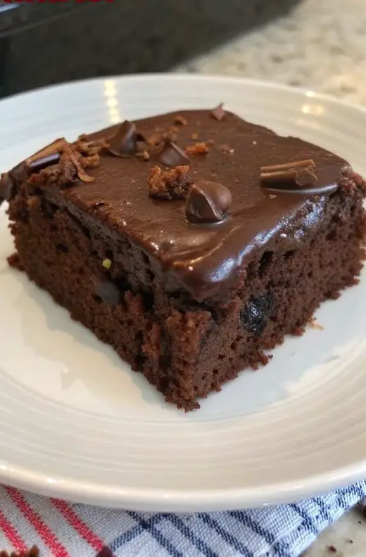 Preparazione passo-passo di Torta al Cioccolato Fudge Veloce in 1 Minuto!
