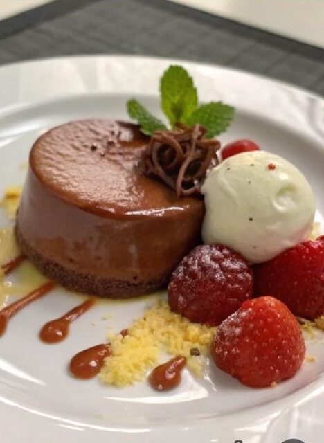 Un delizioso piatto di Ricetta della mousse al cioccolato di Gordon Ramsay