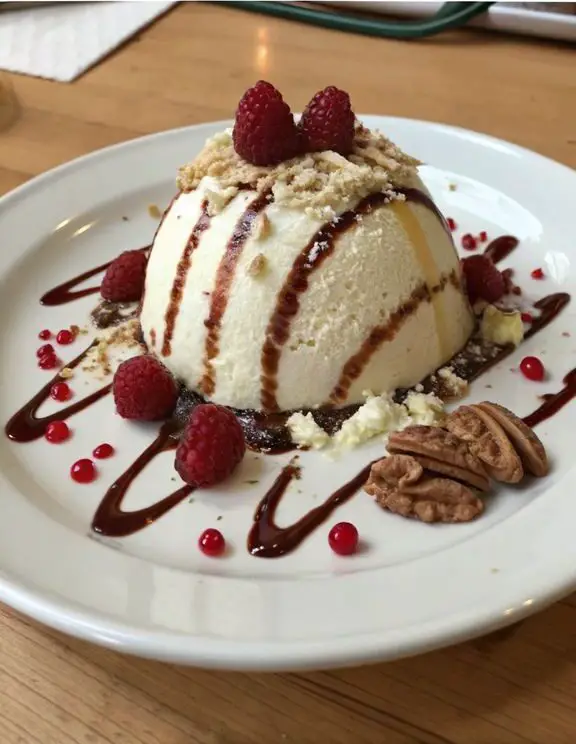 Preparazione passo-passo di Zuccotto gelato: la ricetta del dessert fresco e super goloso