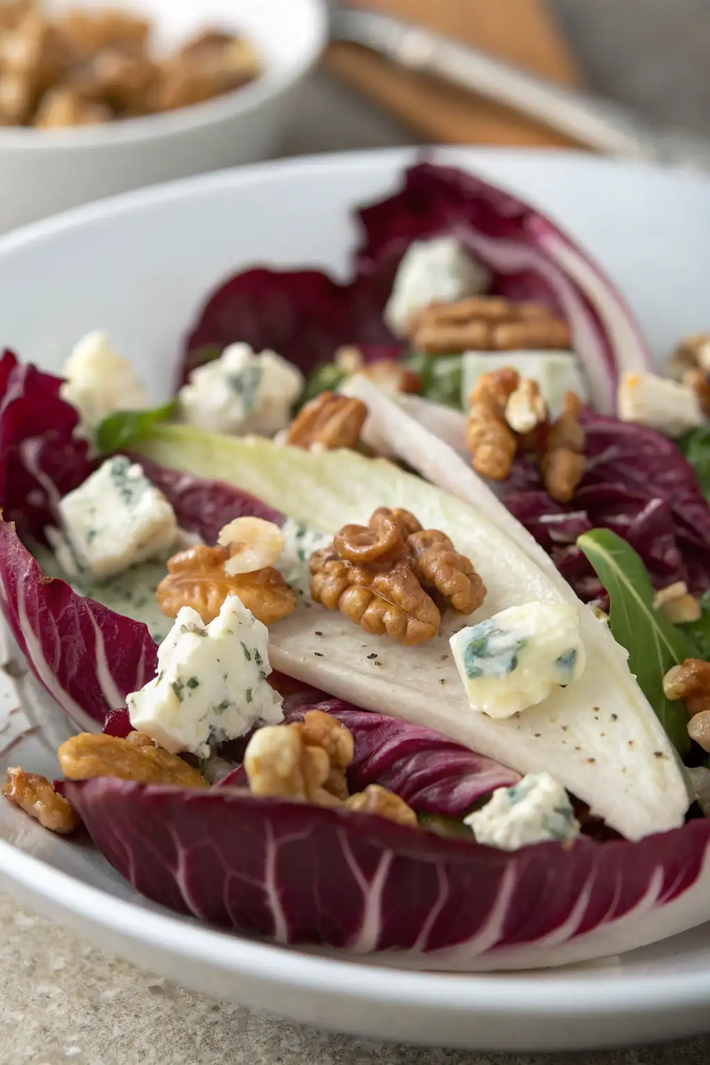 A delicious plate of Insalata di Gorgonzola, Noci e Radicchio